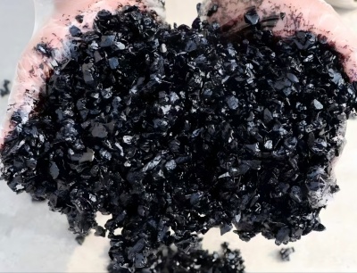 香河沥青冷补料（沥青砂）的优势特点与施工流程解析